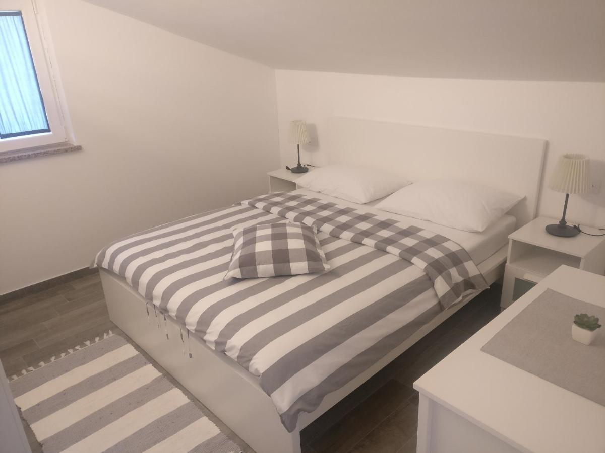 Apartmani Popovic Poreč Eksteriør bilde