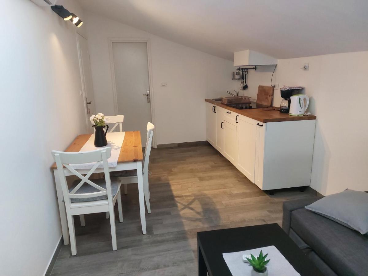 Apartmani Popovic Poreč Eksteriør bilde